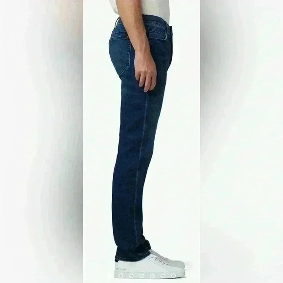 Joe’s Jeans The Brixton Straight Stretch Size 33x29 Dark Indigo Blue - Picture 8 of 9